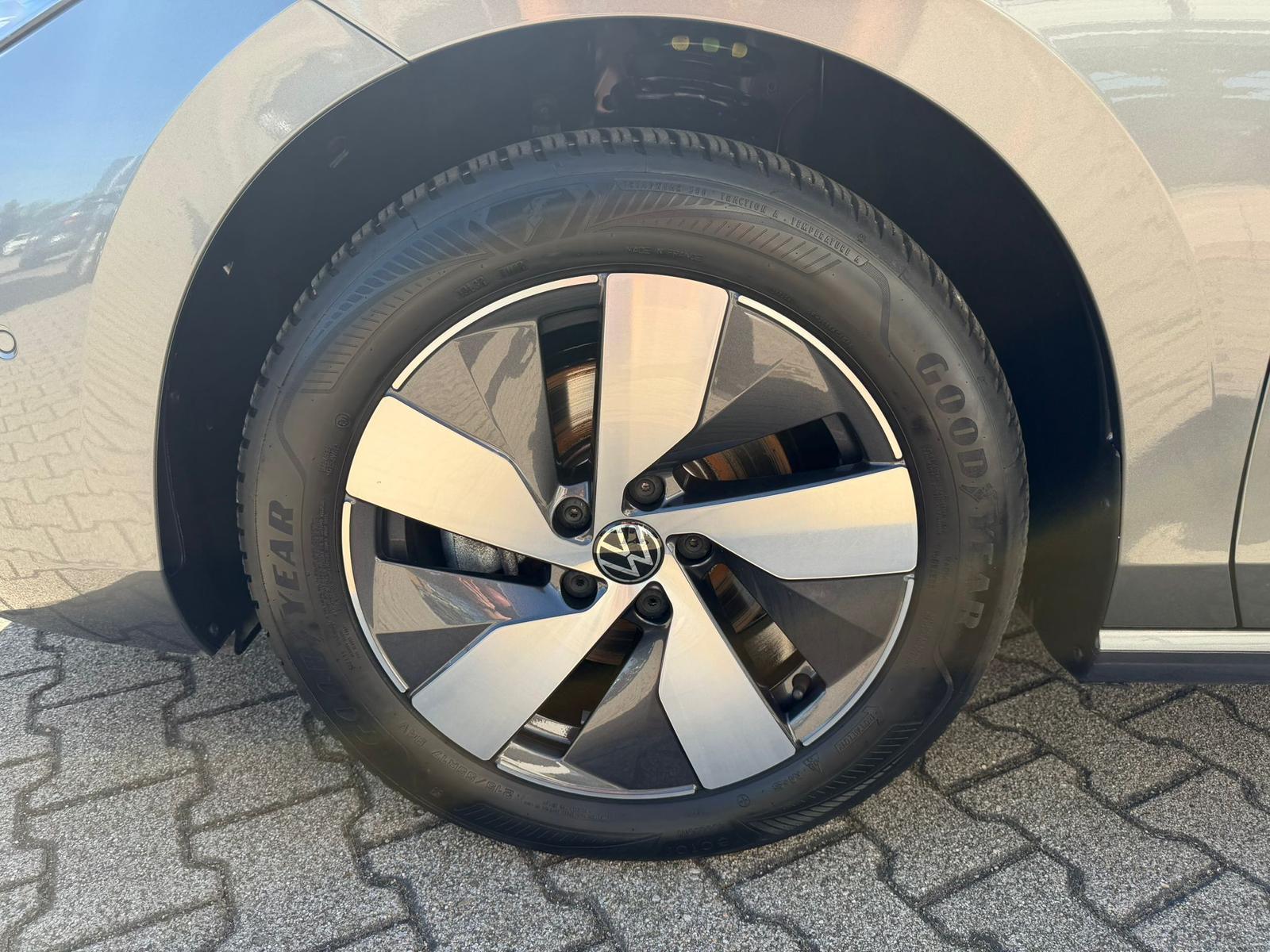 Volkswagen Passat 1.5 eTSI Business *Navi*LED*ACC, миниатюра 9