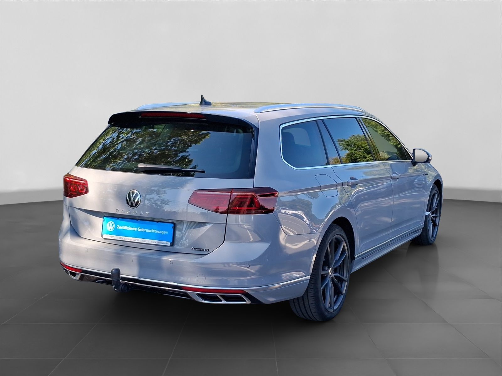 Volkswagen Passat Variant 2.0 TDI DSG 4M R-LINE ST.HEIZ PAN foto 3