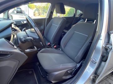 Bild 8 Ford FIESTA TREND KLIMA EFH WINDSCHUTZSCHEIBE BEHEIZT