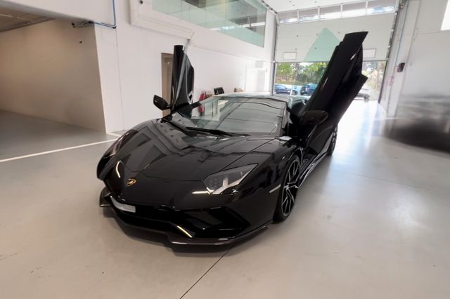 Lamborghini Aventador S Roadster*Full Carbon*Lift*Serviced