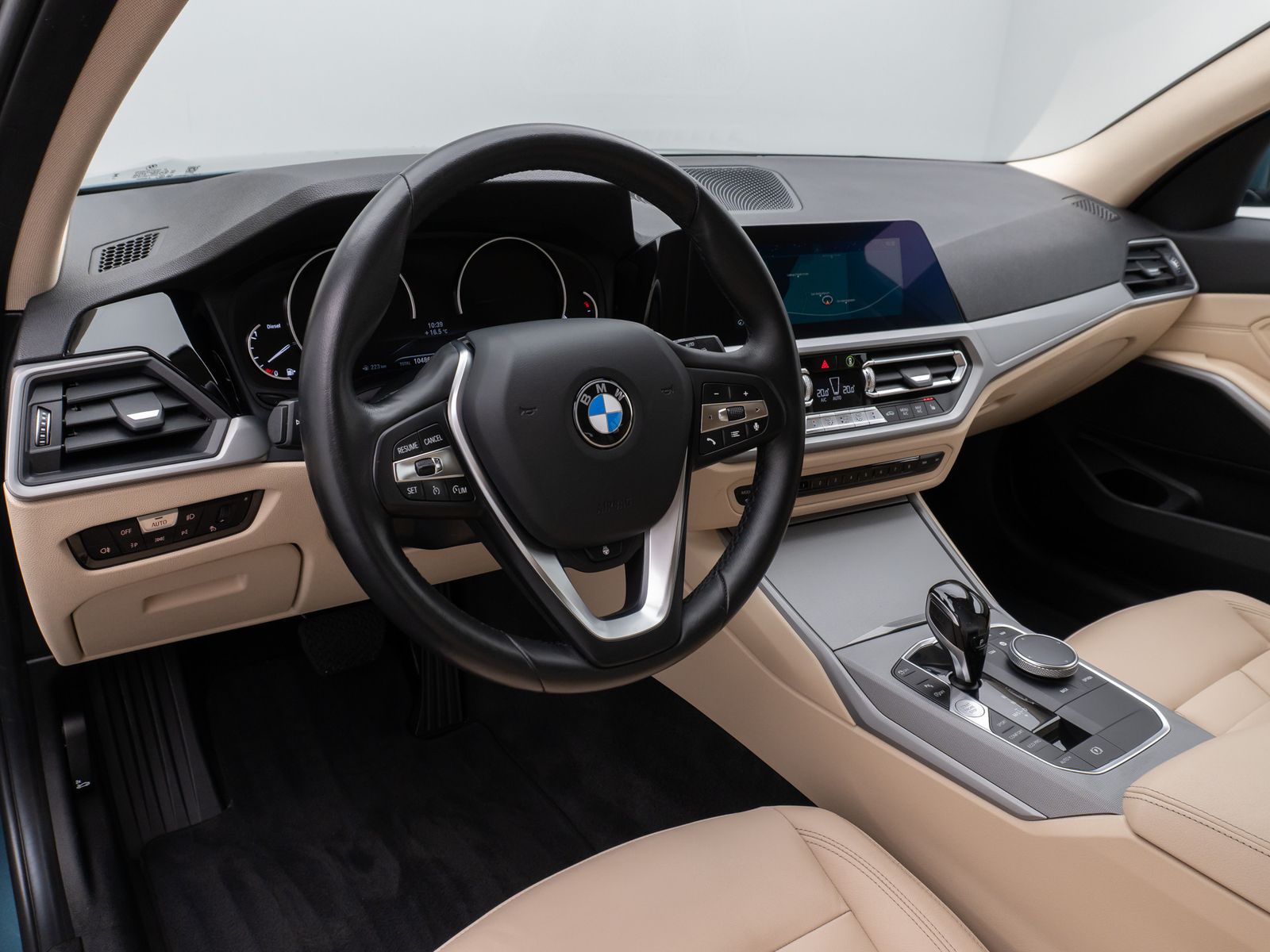 Fahrzeugabbildung BMW 320d xD CockPit+ Lenkrhzg Lordos Stndhz PDC AHK