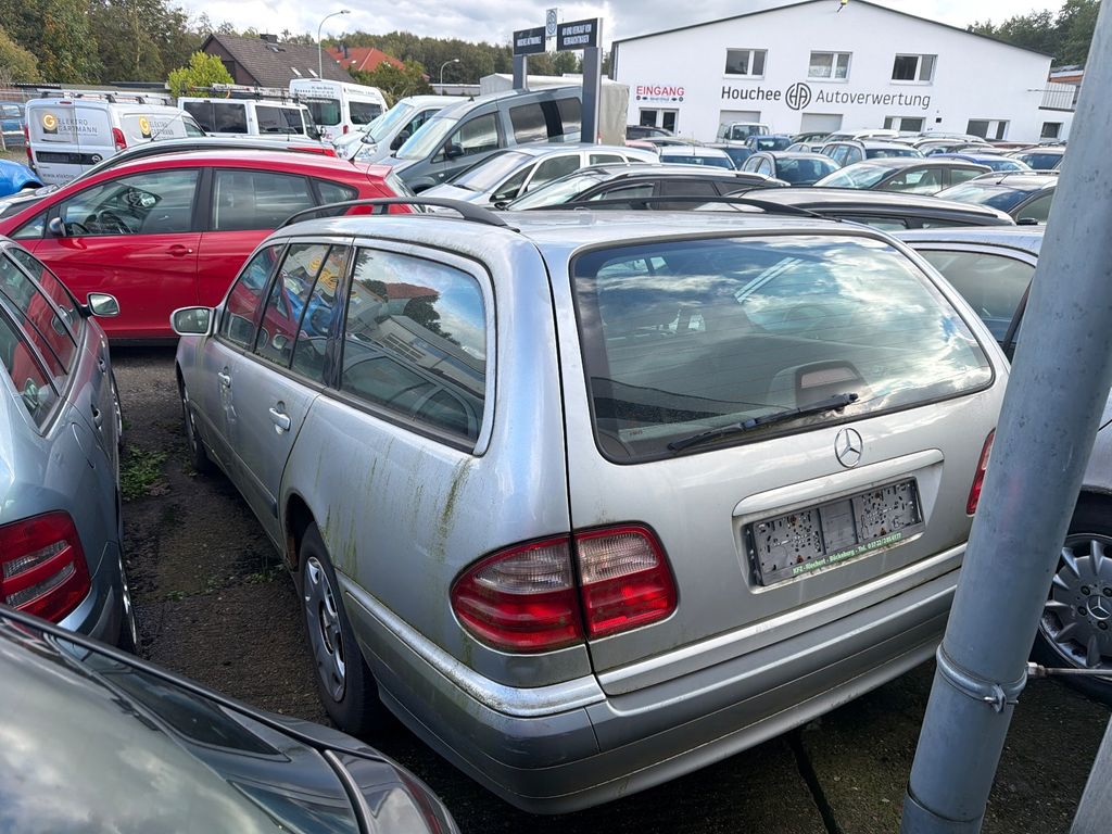 Angebot ansehen Mercedes-Benz E 200