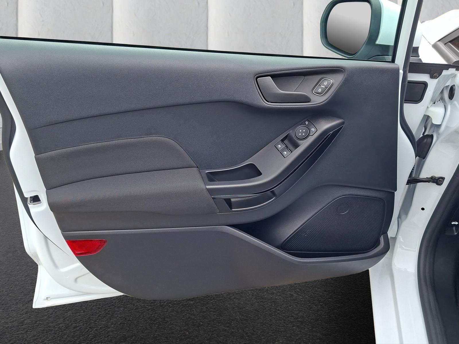 Ford Fiesta Cool & Connect 1.0 EB LED | SHZ | PDC | K