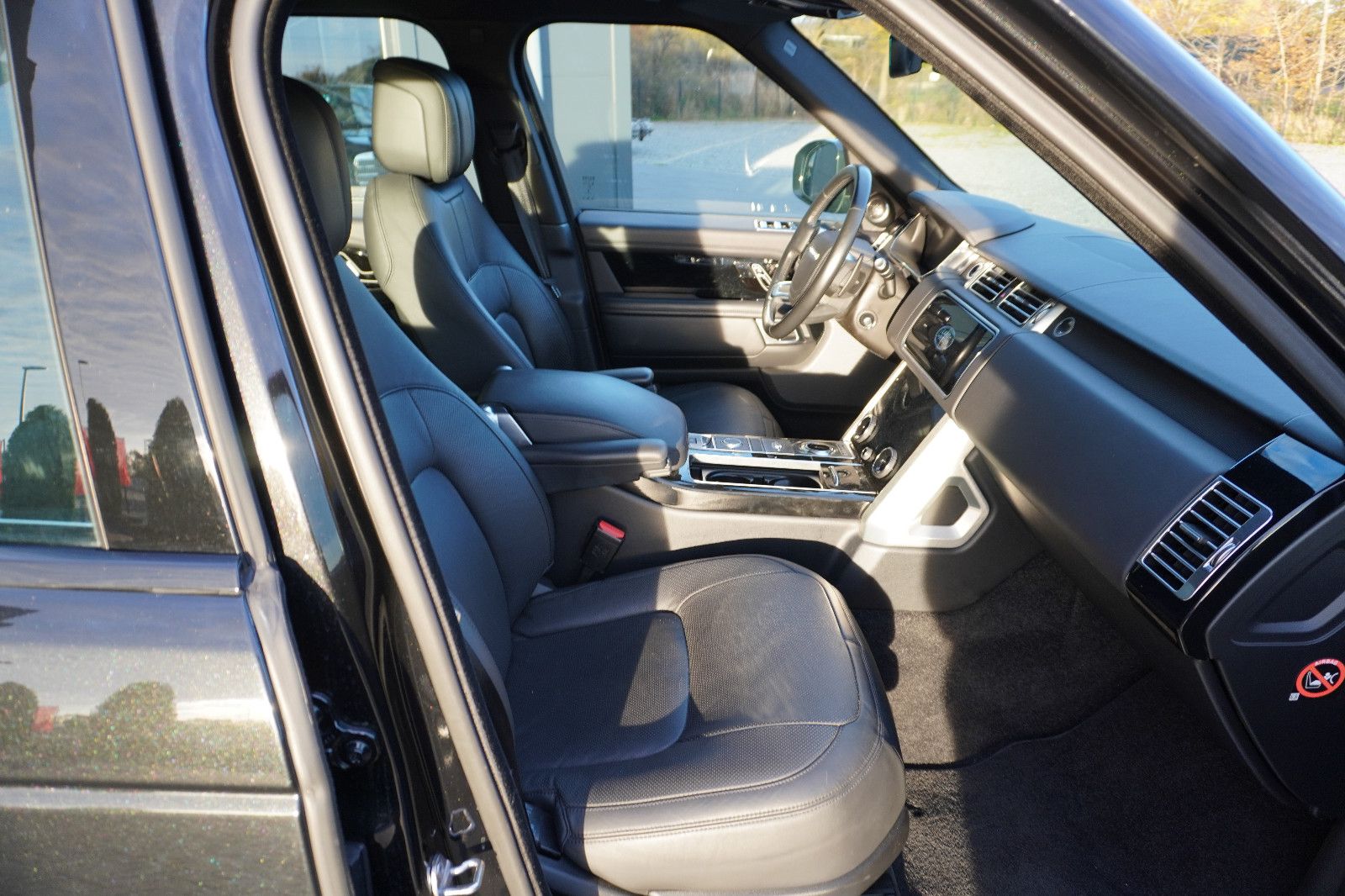 Fahrzeugabbildung Land Rover Range Rover Vogue