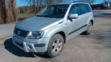 Suzuki Grand Vitara 1.9 DDIS Club - Suzuki Grand Vitara Club mit Diesel-Antrieb
