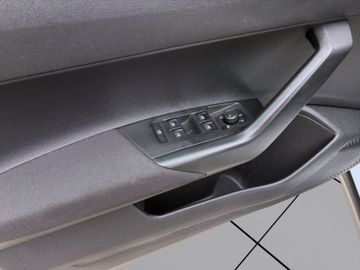 Volkswagen Taigo - 11