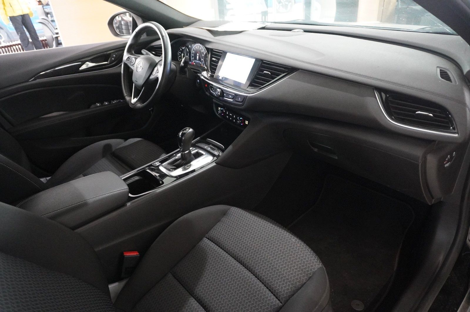 Fahrzeugabbildung Opel Insignia B ST 2.0D ELEGANCE NAVI/LED/KAMERA/AHK