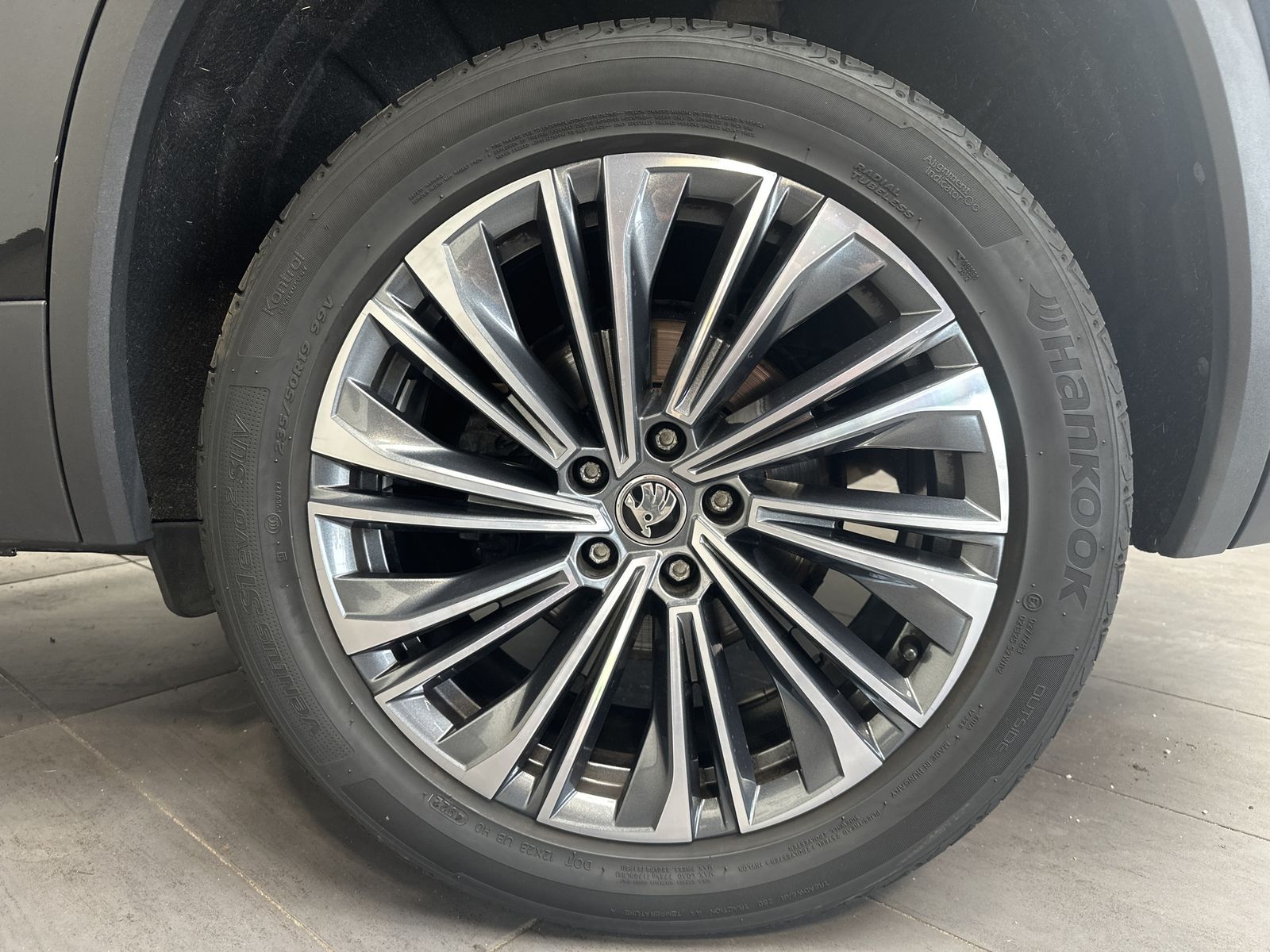 Fahrzeugabbildung SKODA Kodiaq 4x4 Style NAV+MATRIX+ACC+STANDHEIZUNG+VC