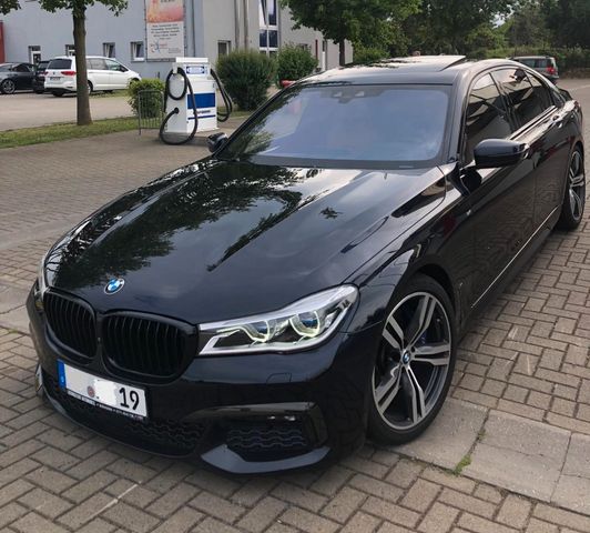 BMW 750 Baureihe 7 Lim 750 d xDrive M Paket