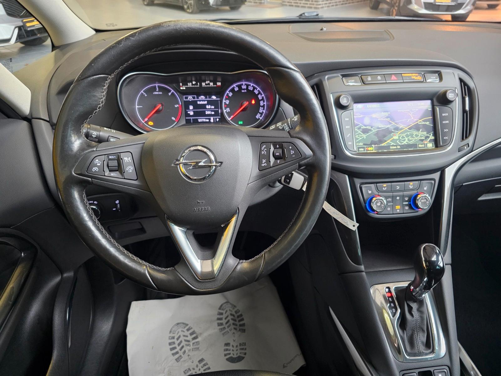 Opel Zafira C Tourer Business Inno Pano AHK 7-Sitzer
