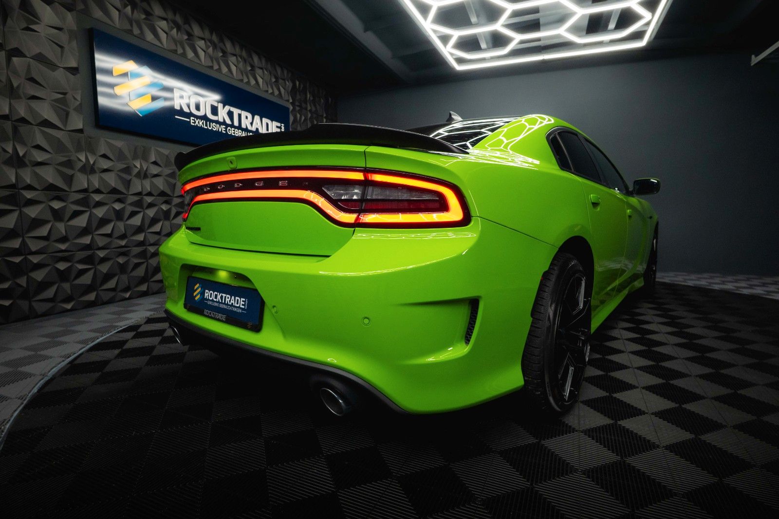 Fahrzeugabbildung Dodge Charger 5.7 V8 HEMI R/T DAYTONA Performance