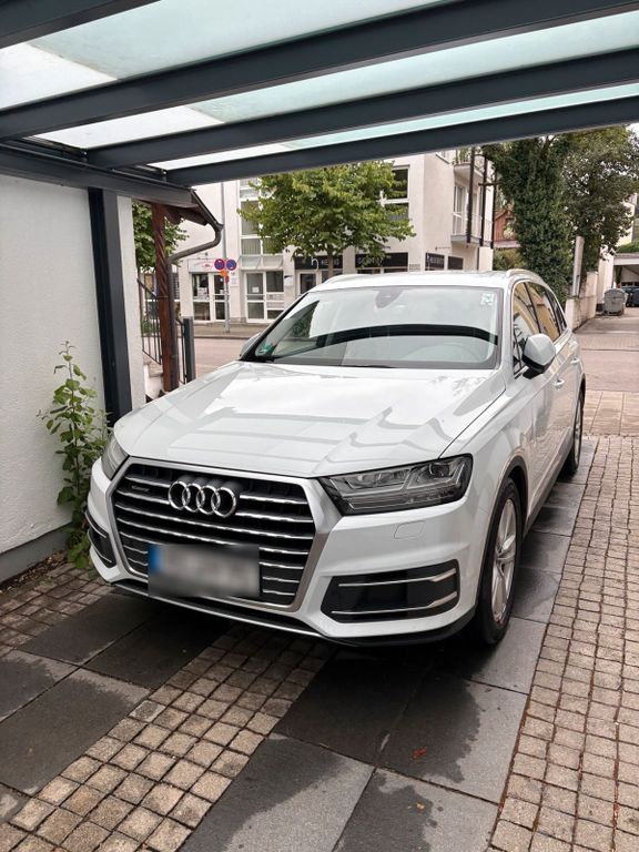 Image of Audi Q7