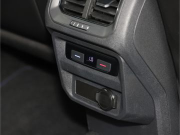 Volkswagen Tiguan R  2.0 TSI 4Motion IQ Light Kamera Navi