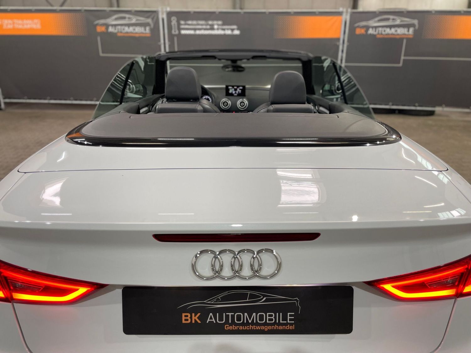 Fahrzeugabbildung Audi A3 S-Line ambition#19Zoll#Bi-Xenon#Tempo#SHZ#PDC