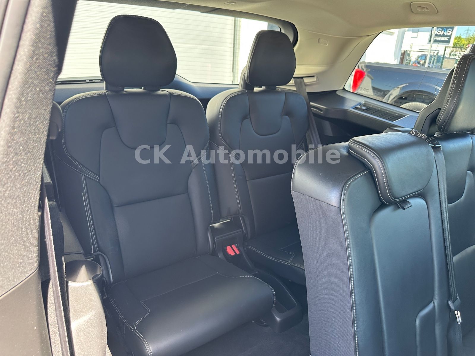 Fahrzeugabbildung Volvo XC90 T5 Inscription AWD/7Sitze/BLIS/LED/360°/AHK
