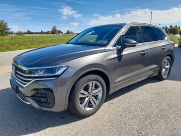 Volkswagen Touareg - 2