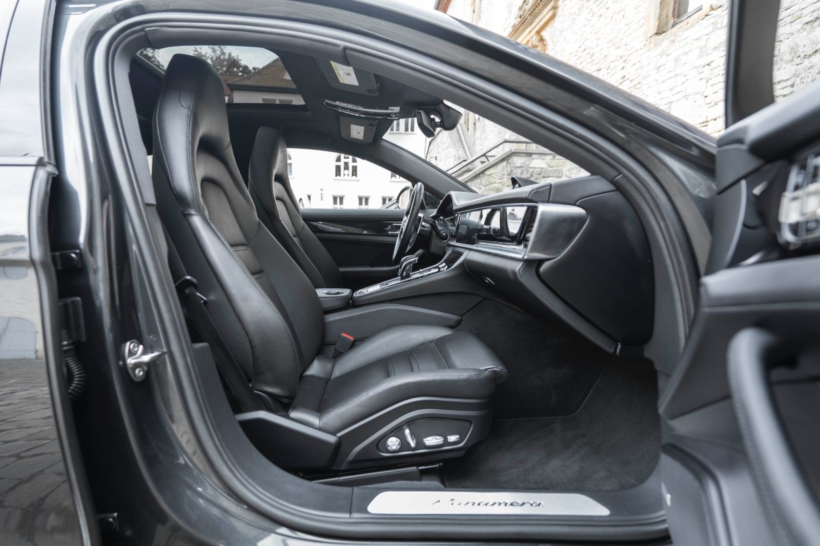 Fahrzeugabbildung Porsche Panamera 4 BOSE CARPLAY LED KAM TOTW PDK