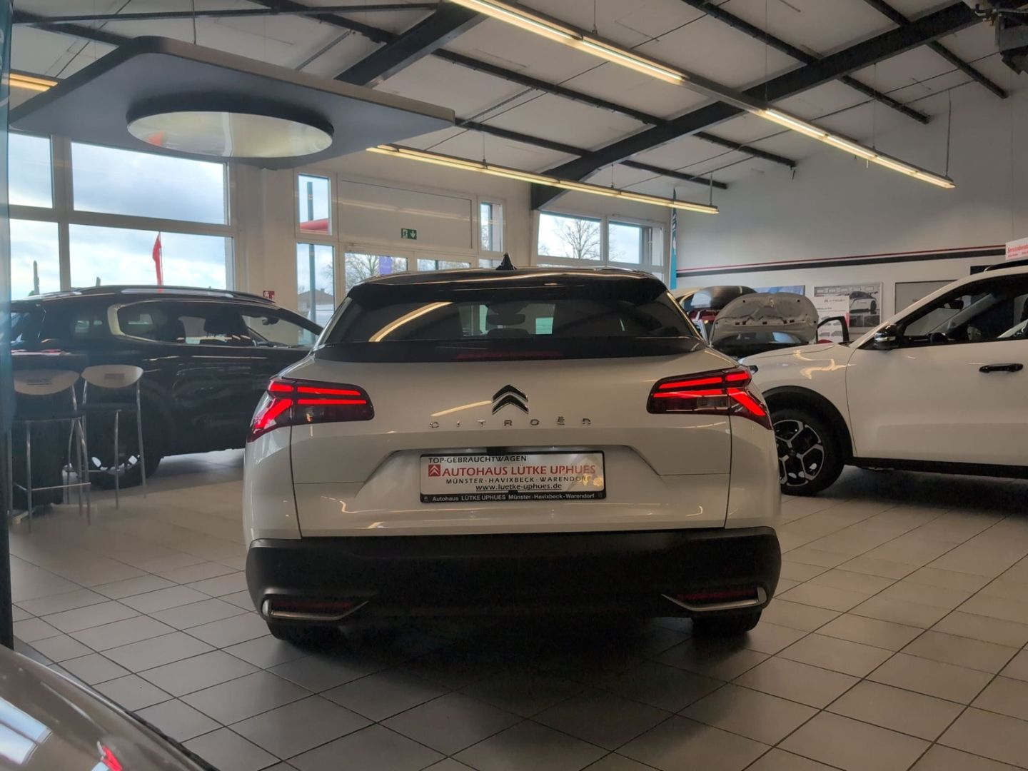 Fahrzeugabbildung Citroën C5X 1.6 Plug-In Shine Pack Hybrid 225 e-EAT8