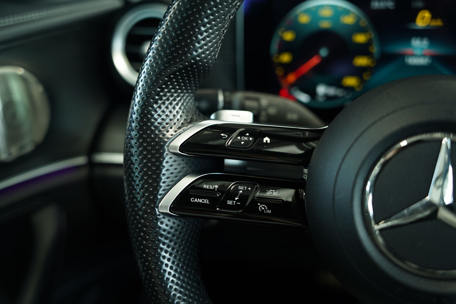 Mercedes Benz E 300