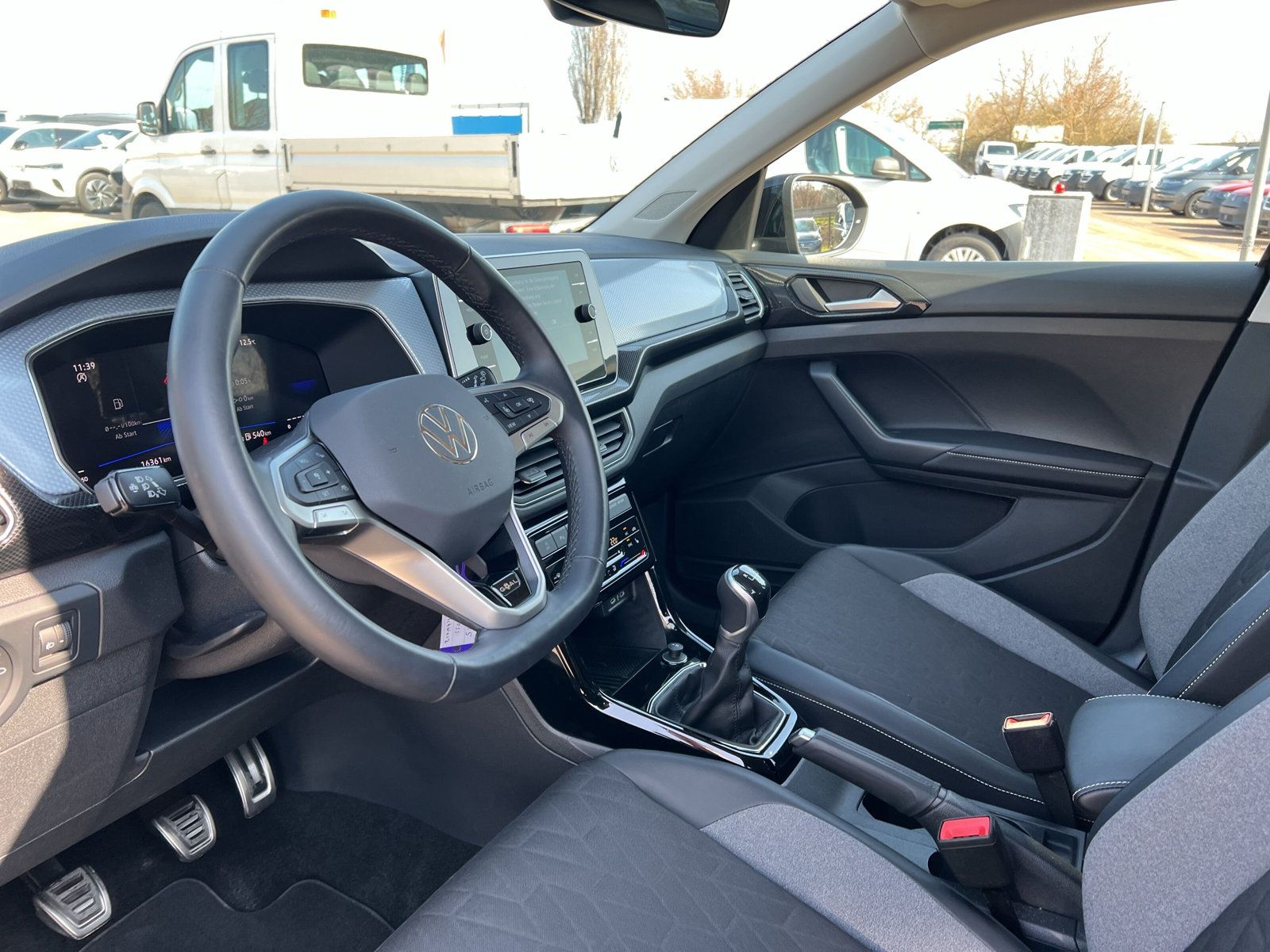 Volkswagen T-Cross - Bild 13