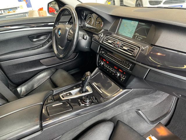 BMW 535d Touring *KAMERA*PANO*HUD*LEDER*