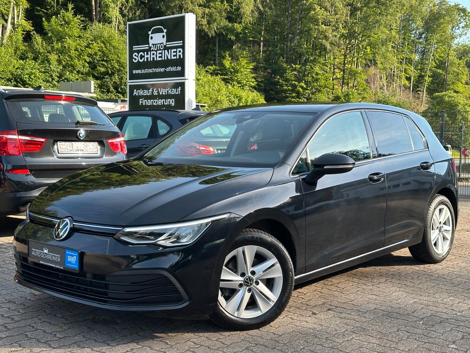 Volkswagen Golf VIII Lim. Life  LHZ SHZ ACC PDC