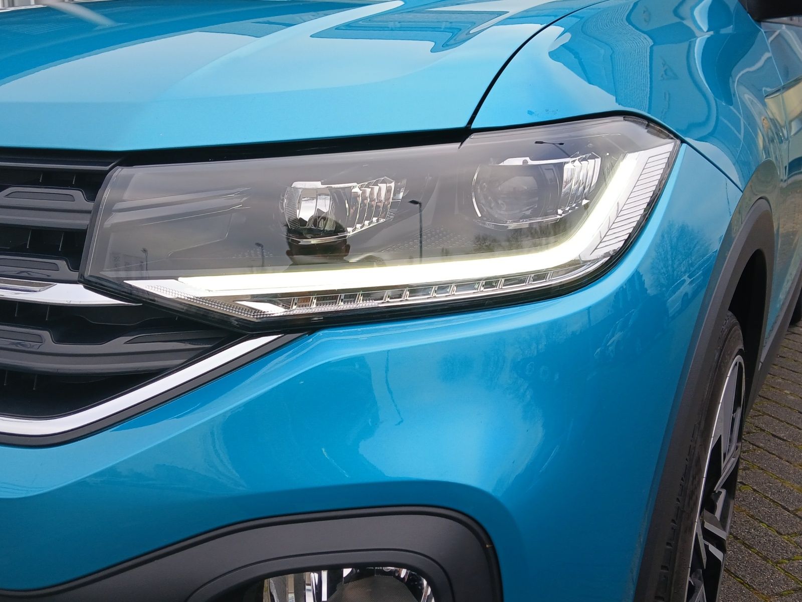 Fahrzeugabbildung Volkswagen T-Cross TSI Life DSG LED Klima RFK LM