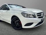 Mercedes-Benz BlueEfficiency*SHZ*PDC*NAVI*TEMPOMANT*KLIMA*ALU - gebrauchte Mercedes-Benz A 180 aus dem Jahr 2012