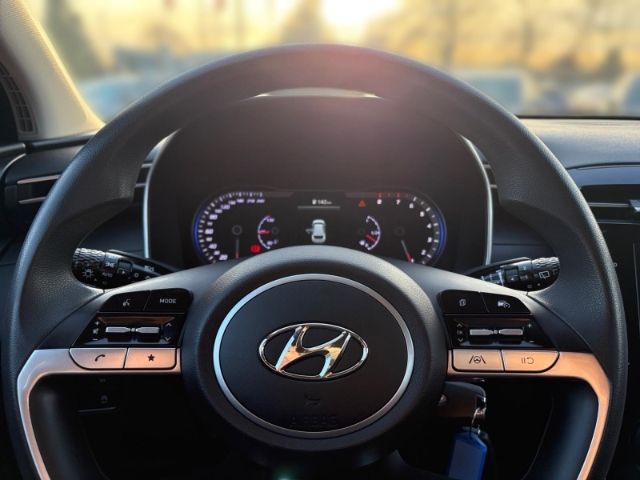 Fahrzeugabbildung Hyundai Tucson Pure 2WD +KLIMA+TEMPOMAT+CARPLAY+RADIO+UV