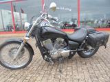 Honda VT750C2 Shadow Spirit - HONDA 750