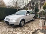 Volkswagen Bora 2.3 Auto Highline Variant Highline - Volkswagen Bora: Highline