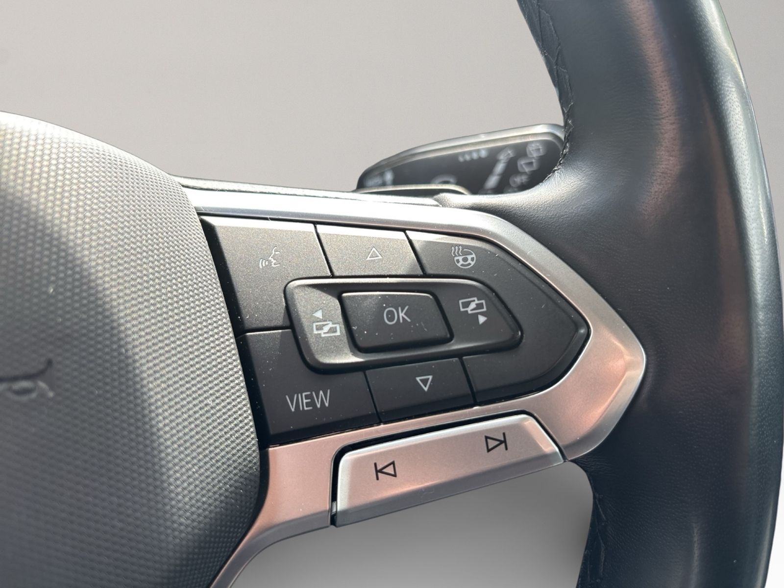 Tiguan Allspace Elegance 4Motion 2.0 TDI, AHK, B