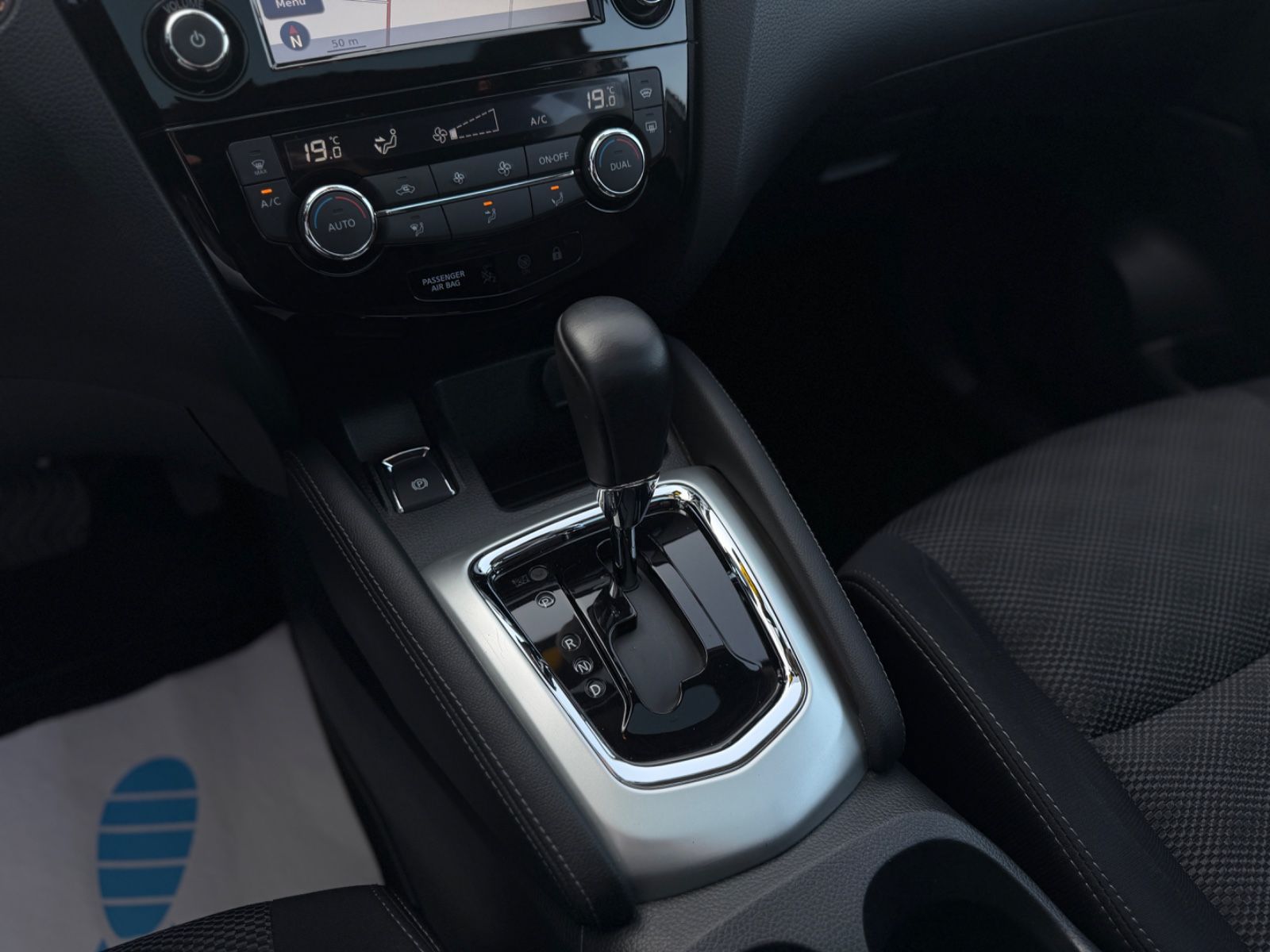 Qashqai N-Connecta 1.2 Autom. Navi Pano