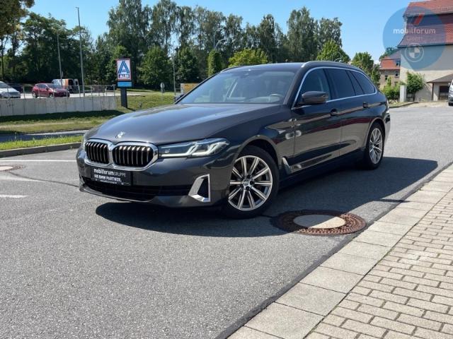 BMW 530 d xDrive Touring Luxury Line StandHZG HUD