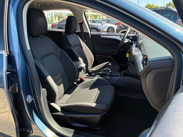Fahrzeugabbildung Ford Focus Turnier 1,5 EcoB >KAM/NAV/LED/PDC/Sitzheiz