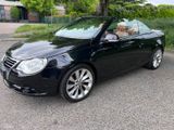 Volkswagen Eos 2.0 Turbo Edition  Benzin, Automatik , Leder - Volkswagen Eos aus 2009 mit Benzin-Antrieb: Leder, Navigationssystem, Cabrio