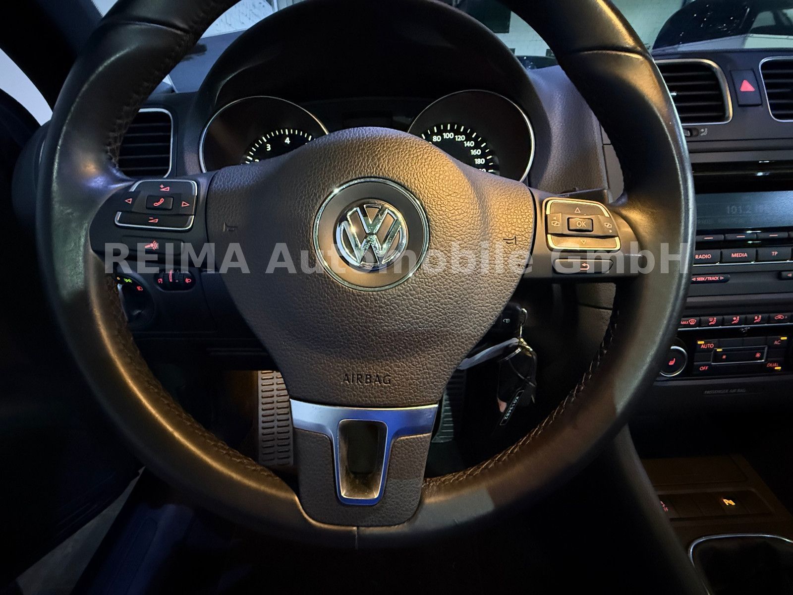 Fahrzeugabbildung Volkswagen Golf VI Cabriolet 1,4TSi, Klima, T-Leder, Alu