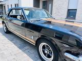Ford Mustang 1966 - Ford Mustang aus 1966: Coupe