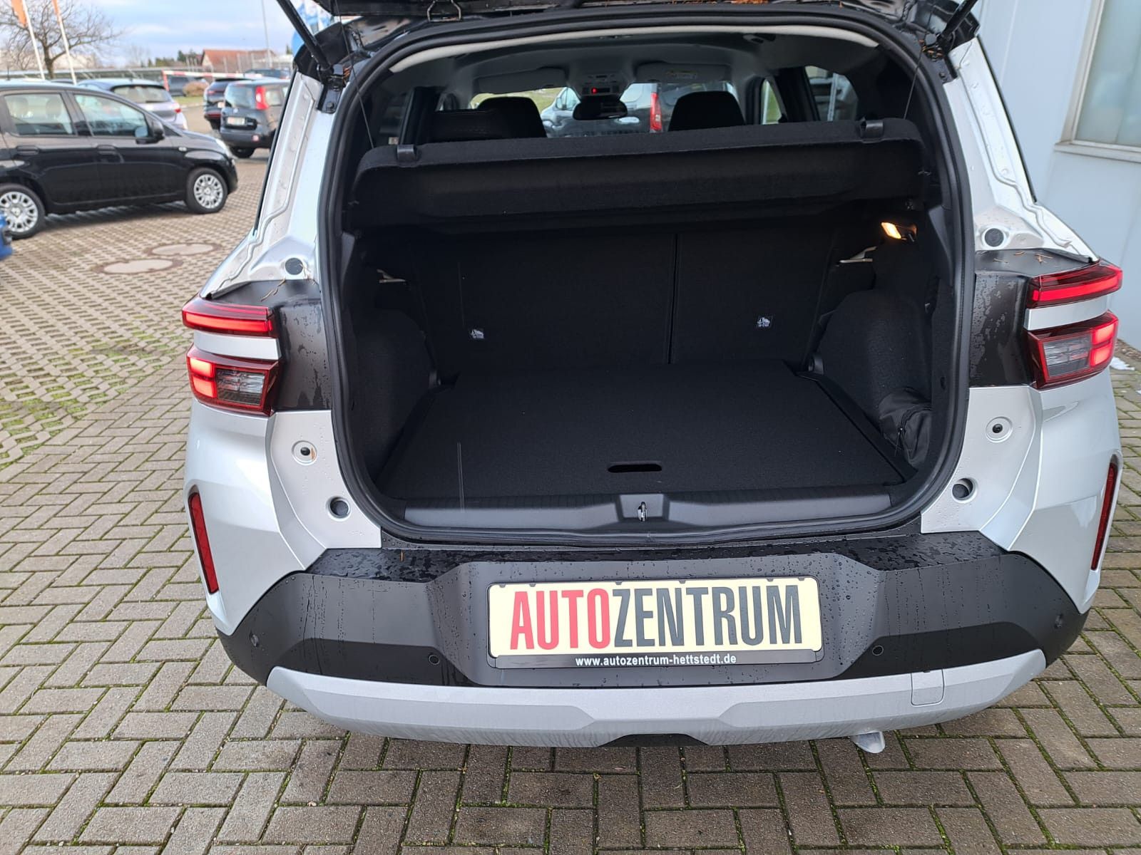 Fahrzeugabbildung Opel Frontera GS 1.2 Turbo Hybrid 145PS Automatik