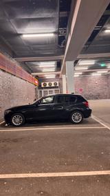 BMW 1er (2012) Automatik, Top Zustand - BMW aus 2012: 1er