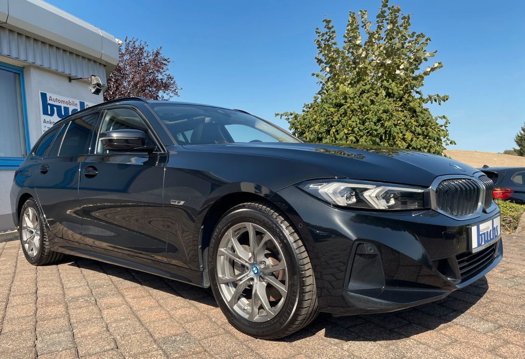 Image of BMW 330
