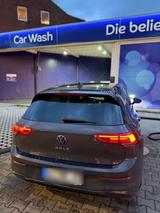 Volkswagen Golf 8 1.5L - Volkswagen Golf mit Benzin-Antrieb: Kleinwagen, 1.8