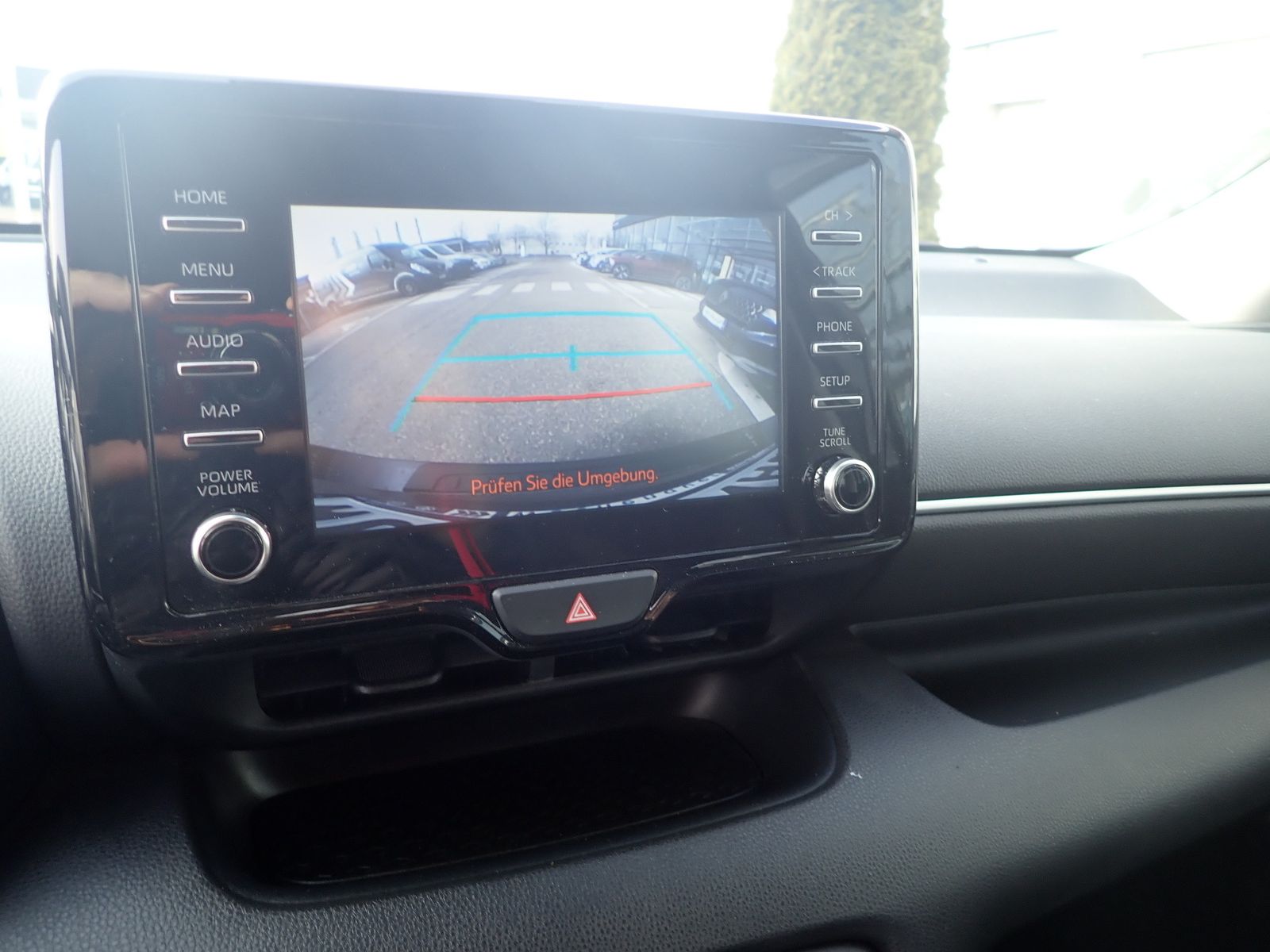 Fahrzeugabbildung Toyota Yaris Hybrid Team Deutschland