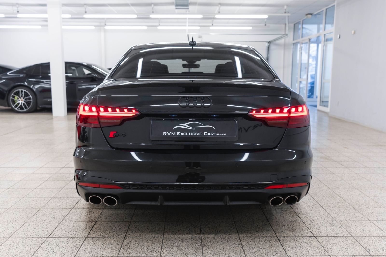 Fahrzeugabbildung Audi S4 3.0T QUATTRO B&O LED 360° MASSAGE CARPLAY