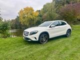 Mercedes-Benz GLA 200 Sondermodel Score, top Zustand - Mercedes-Benz GLA 200 in Wuppertal