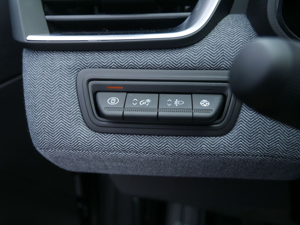Fahrzeugabbildung Renault Clio Techno TCe 90