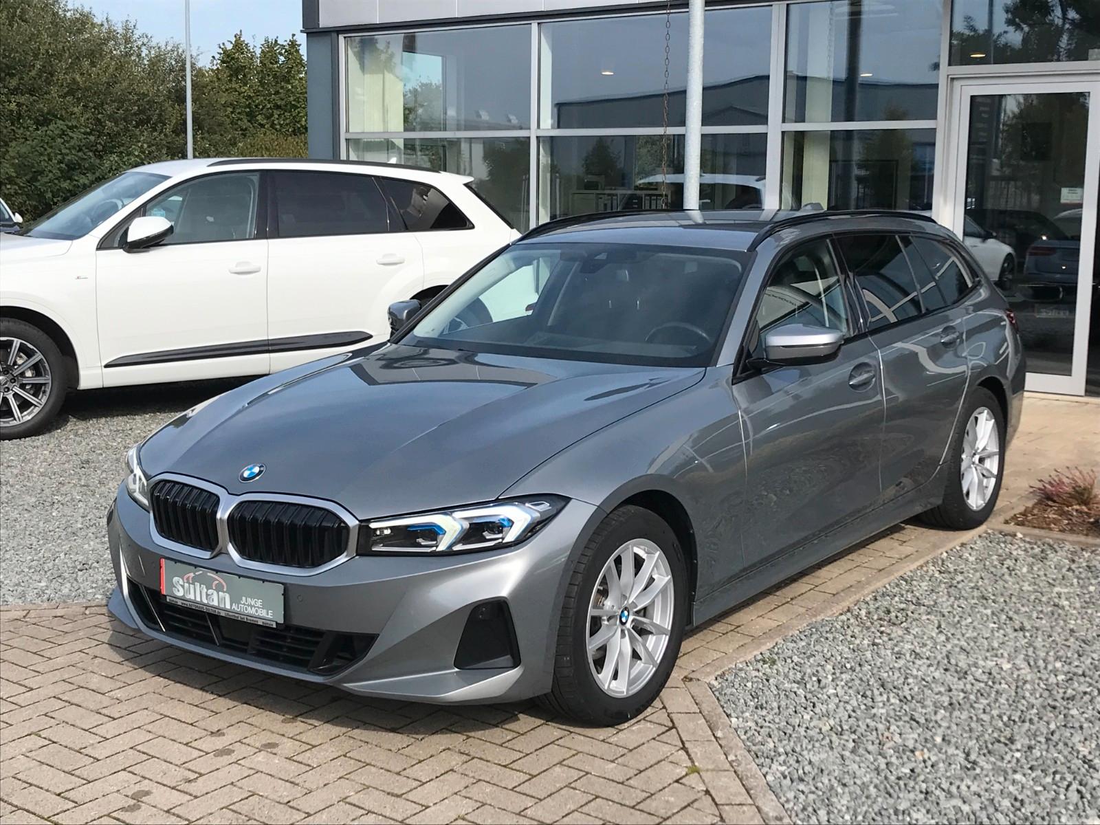 BMW 318 d Tour Aut Sportsitze Leder LED Kam ACC Key