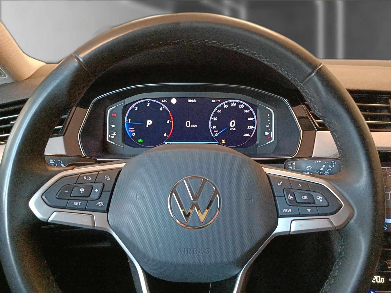 Volkswagen Passat - Bild 12