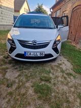 Opel Zafira Tourer 1.4 Turbo Drive 103kW Automa... - Opel Zafira Tourer: Drive