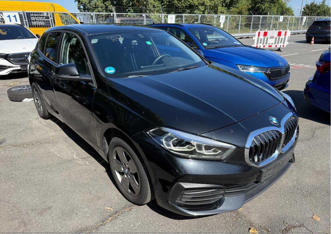 Fahrzeugabbildung BMW 118d AT8 Advan LED/ACC/NAVI/VIRTU/H&K/SHZ/AHK/8F